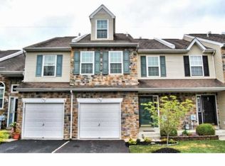 559 Broxton Ct, Harleysville, PA 19438
