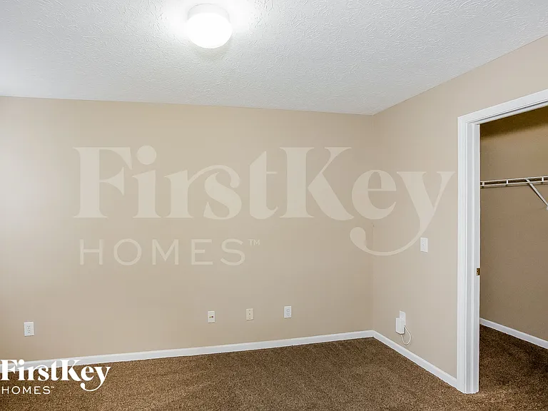 11749 Gatwick View Dr — Photo 13