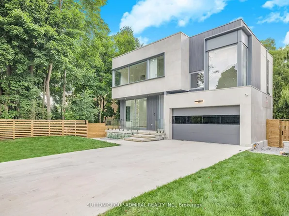 157 Old Forest Hill Rd, Toronto, ON M5N 2N7