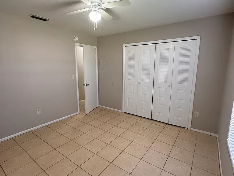 4111 SW 7th Pl — Photo 9