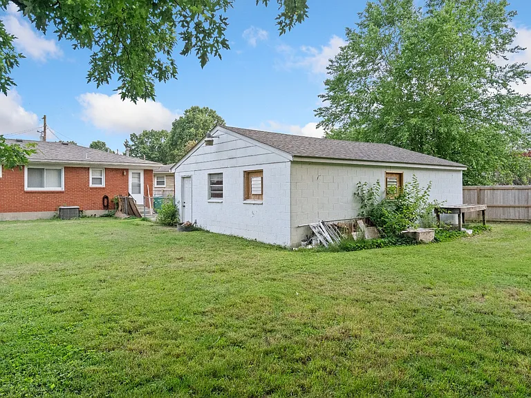 5411 Fennel Ct — Photo 17