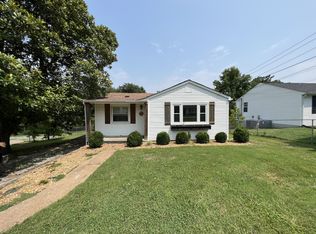459 Circle Dr, Clarksville, TN 37043