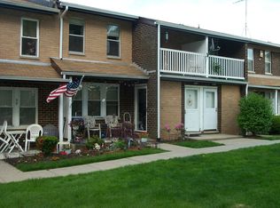 69 Artist Lake Dr, Middle Island, NY 11953