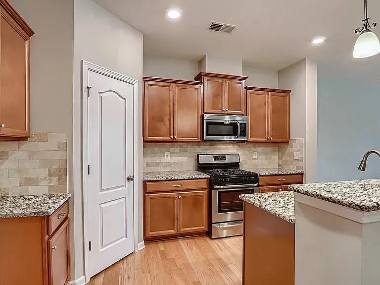 6005 Turkey Oak Ln — Photo 21