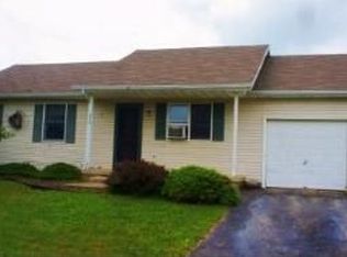 219 Berschet Dr, South Charleston, OH 45368