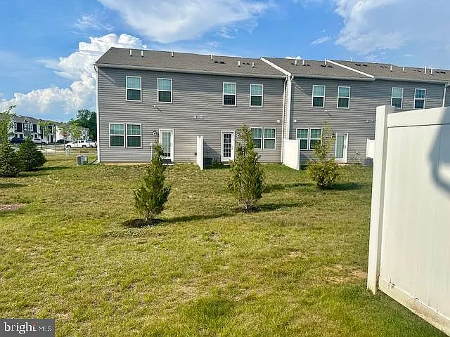 1 Reagan Ln — Photo 36