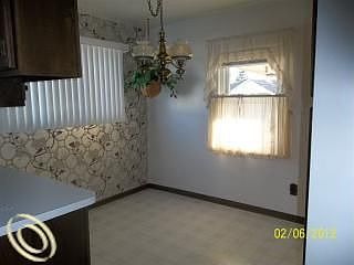 3rd image of 23015 Alger St