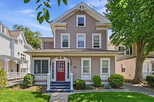 82 Maple Ave #A Photo 1