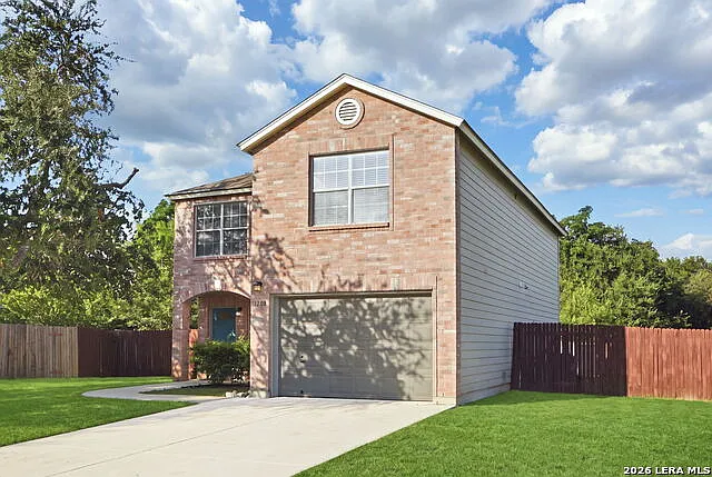 3 bed, 2.5 bath, 1879 sqft, $1,950 — Photo 2