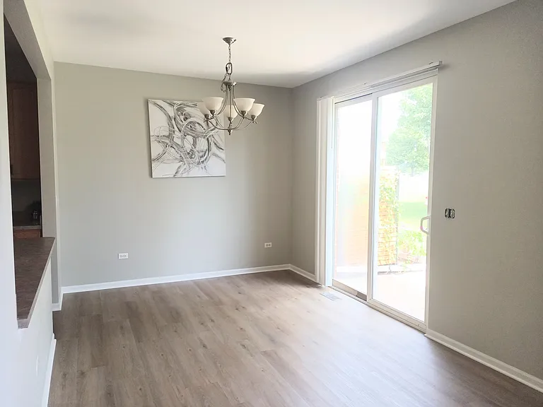 430 Legend Ln — Photo 5