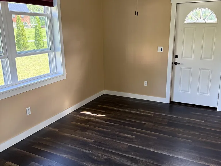 360 Metzger Dr — Photo 12