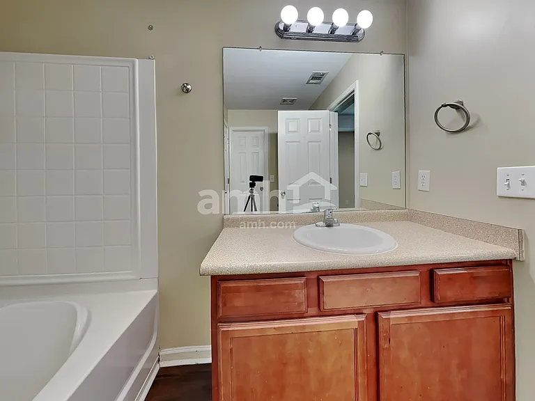406 Flint Dr — Photo 15