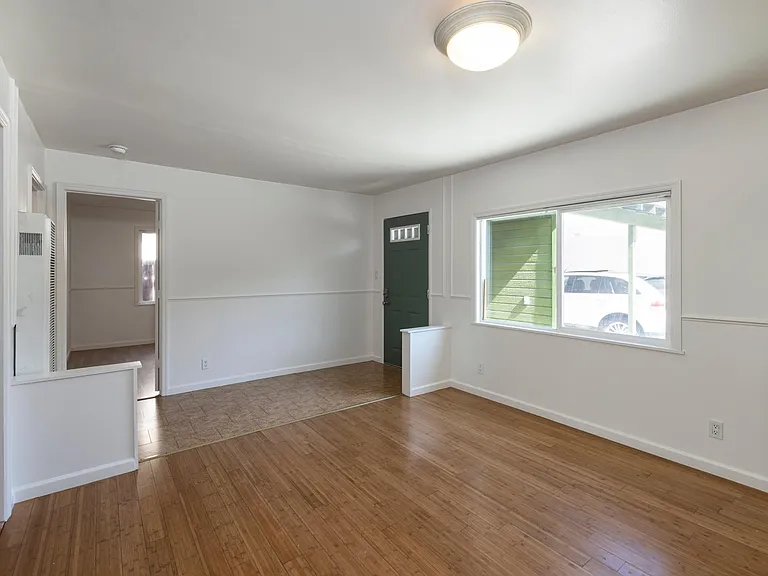 853 E San Antonio St #A — Photo 5