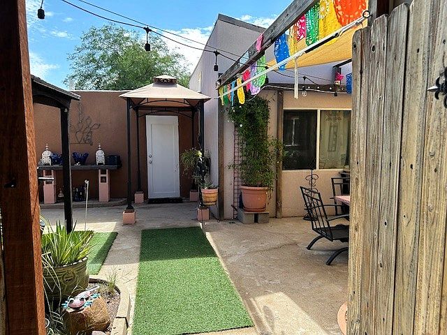 Your new front door. This is a sweet mother-in-law cottage on our property.