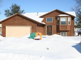 18542 Edgewood Ct, Farmington, MN 55024