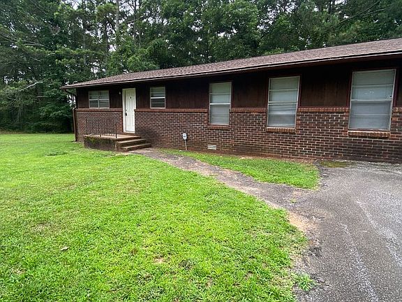 4th image of 2342 Airport Dr Unit B