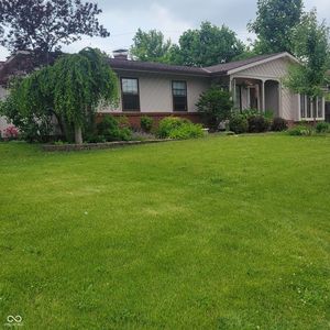 825 Parkview Dr, Rushville, IN, 46173