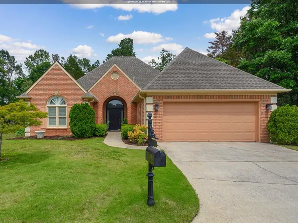 202 Crest Lake Dr, Birmingham, AL 35244