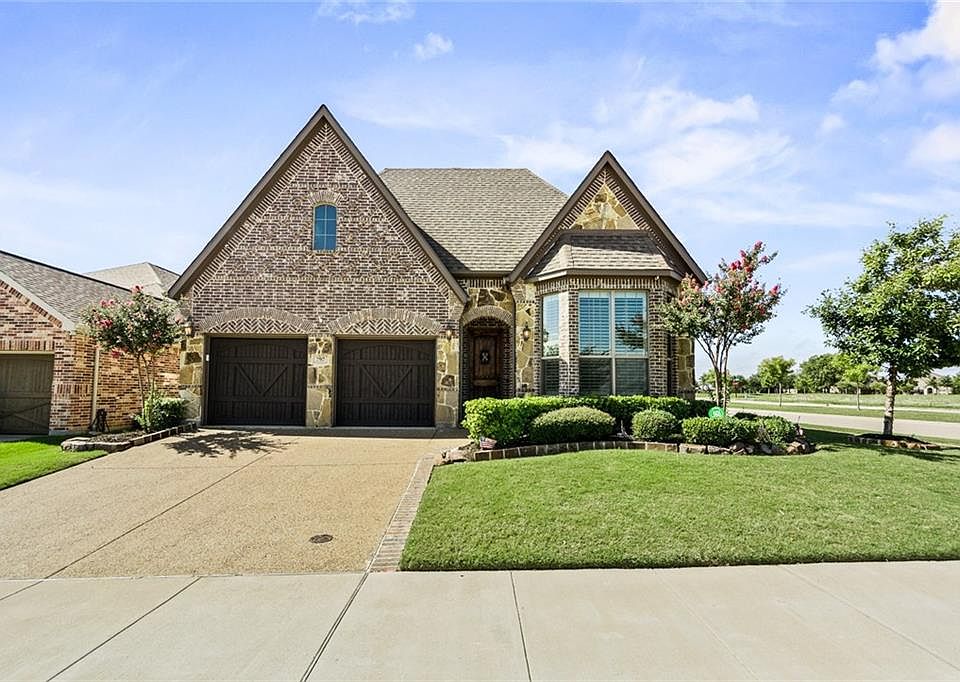 1st image of 797 Deverson Dr