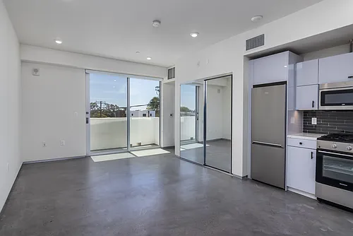 11588 W Pico Blvd #206 Photo 1