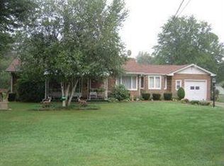 1250 Maple Dr, Hermitage, PA 16148