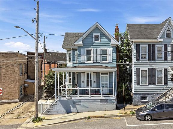 2nd image of 611 Washington Ave