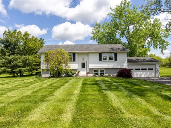 124 Searles Rd, Groton, NY 13073