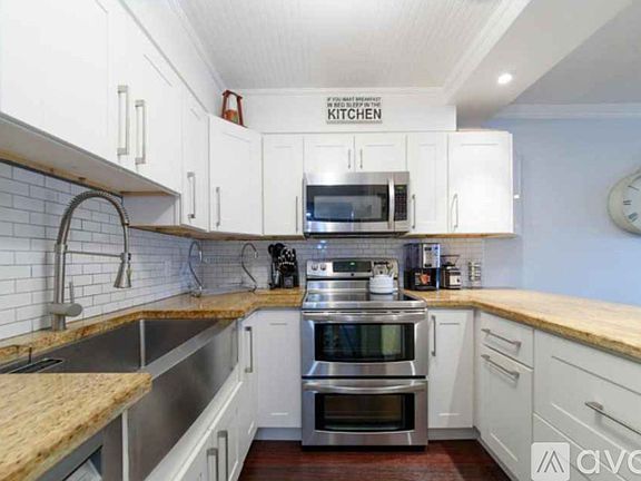 2nd image of 3118 Florida Blvd #222