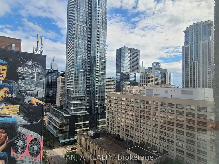 7 Carlton St #1805 — Photo 8