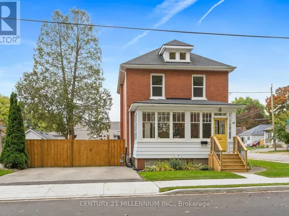 47 South St, Cambridge, ON N1R 2N7