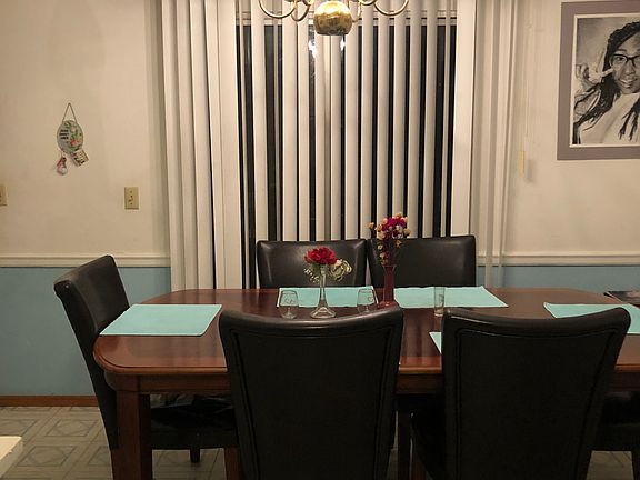 4th image of 12325 Danube Dr
