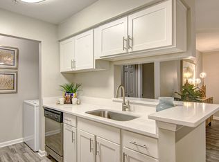 Hunter's Chase Apartments, Midlothian, VA 23112