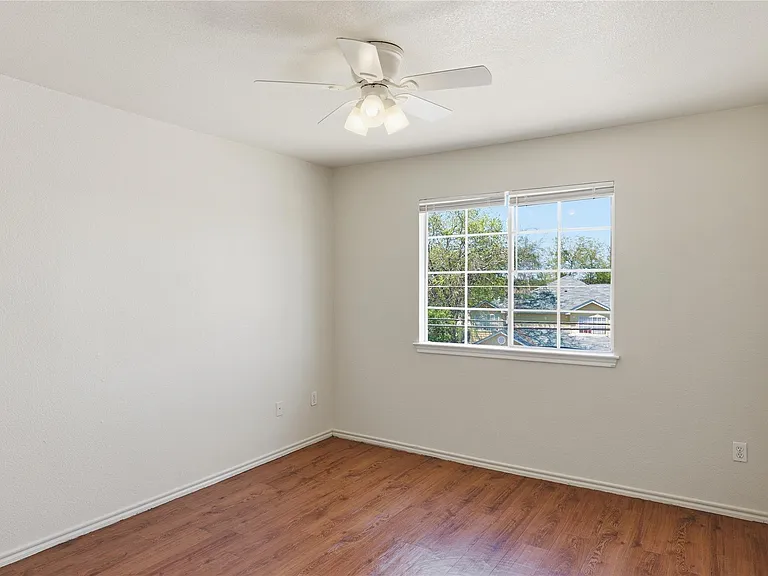 885 Sagewood Trl — Photo 19