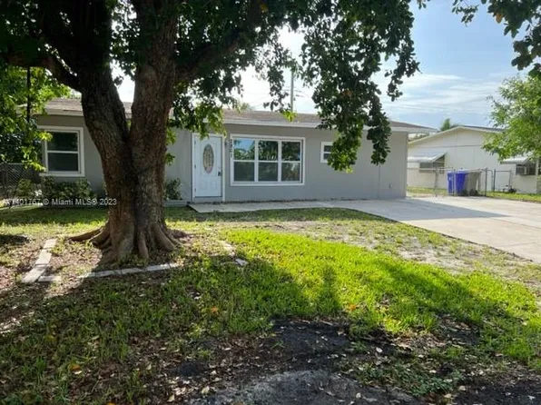 2801 NE 8th Ter, Pompano Beach, FL 33064