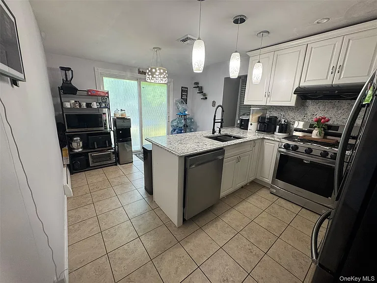 6 Raphael St — Photo 12