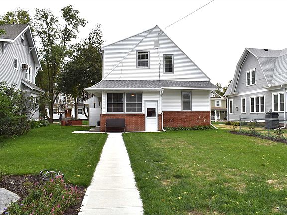 5th image of 3915 5th Ave