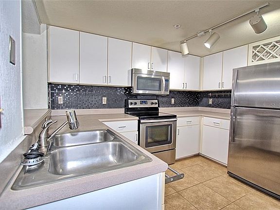 3rd image of 114 Vista Verdi 308 Cir