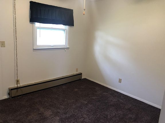 4th image of 618 S McClun St APT 10