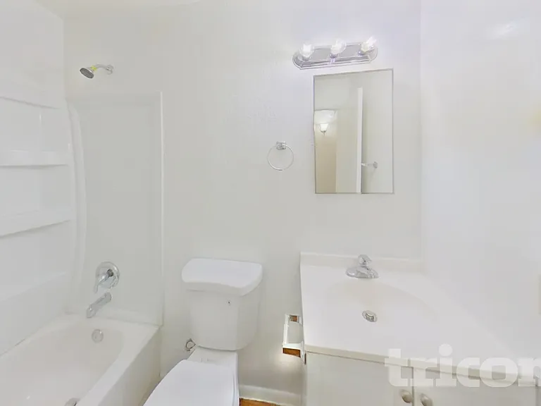 20420 N 14th Ln — Photo 14
