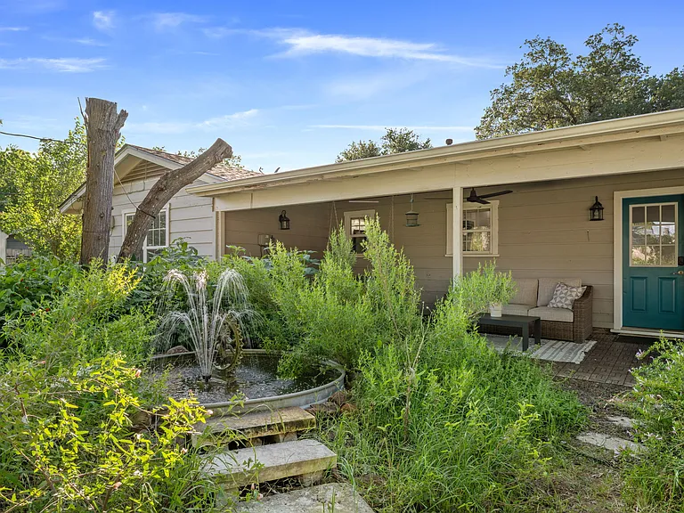 3811 Byron Dr — Photo 15
