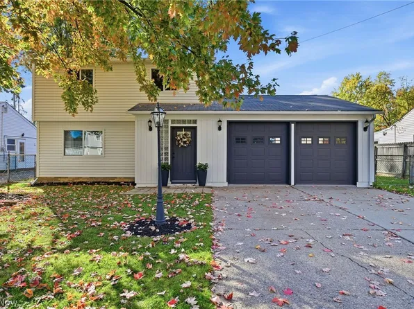 35462 Dewey Dr, Eastlake, OH 44095