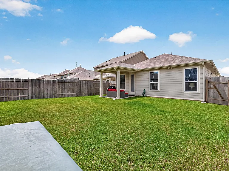 22811 Wolfshire Way — Photo 28