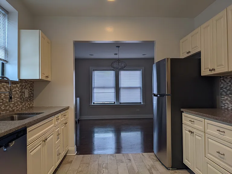 4350-58 N. Cicero Ave/4801-13 W. Montrose Ave — Photo 6