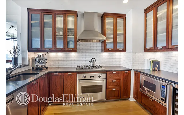 Sold by Douglas Elliman | media 5