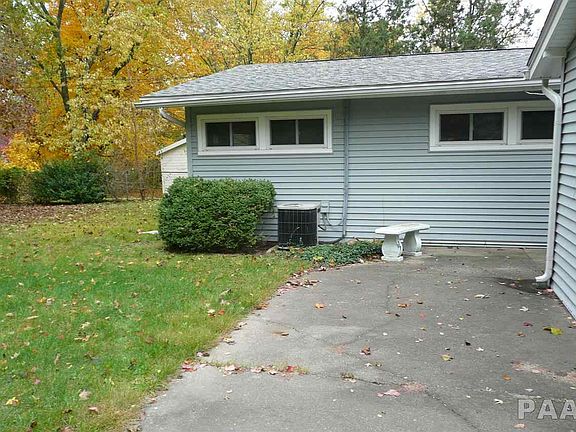 3rd image of 3922 N Walround Ln