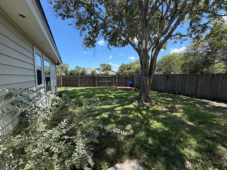 1110 Tolkien Ln — Photo 24