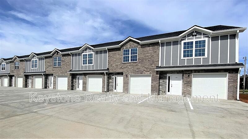 1st image of 580-405 Heritage Pointe Dr