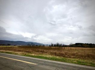 Chambers Rd, Horseheads, NY 14845