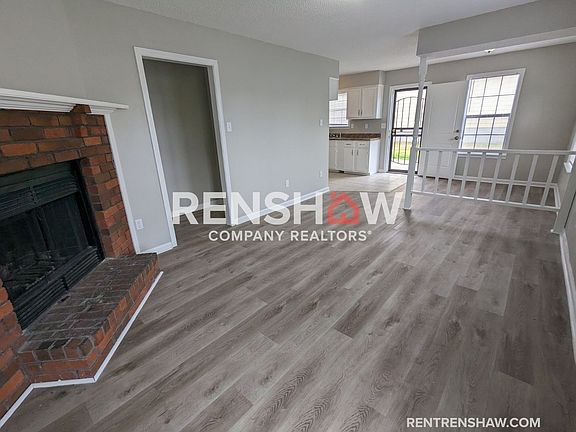 3rd image of 3472 Windy Hollow Cir