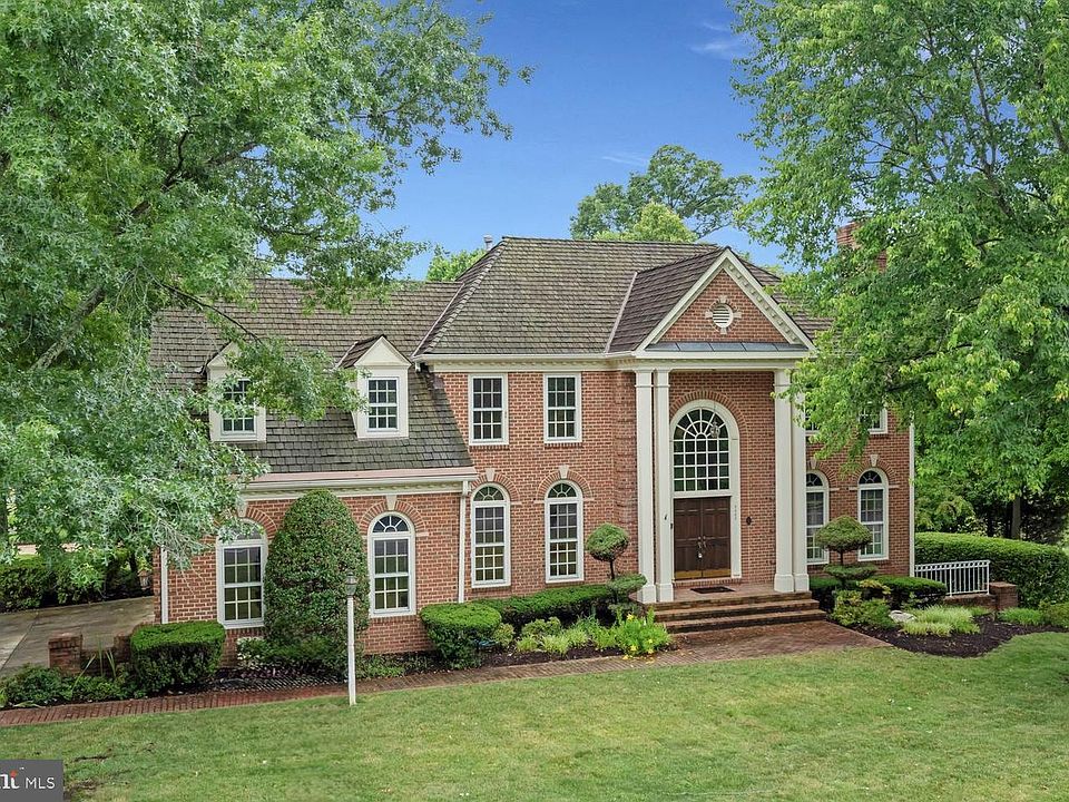 1st image of 9400 Ludgate Dr